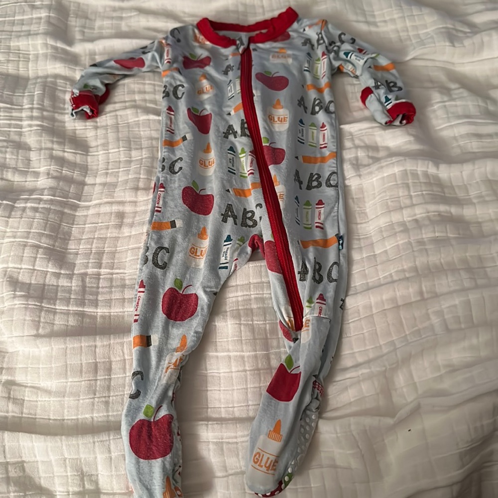 GUC KicKee Pants — Footie — First Day of School print